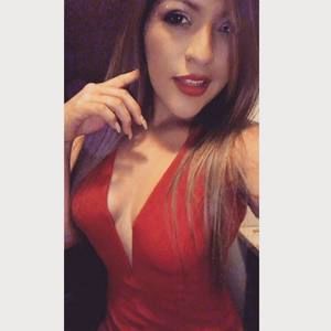 Meet your Posher, Camila